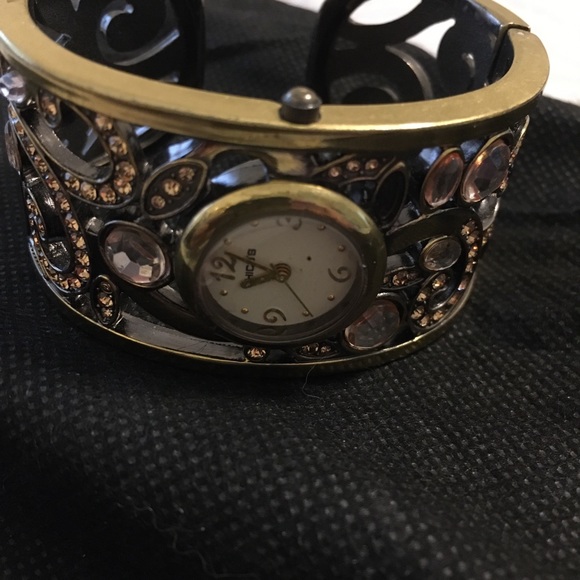 Chico’s Woman’s Watch - Picture 1 of 7